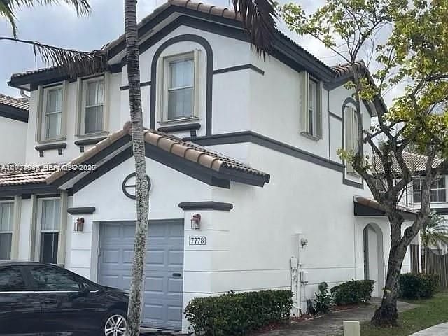  3 BR,  2.50 BTH &nbsp; style home in Medley