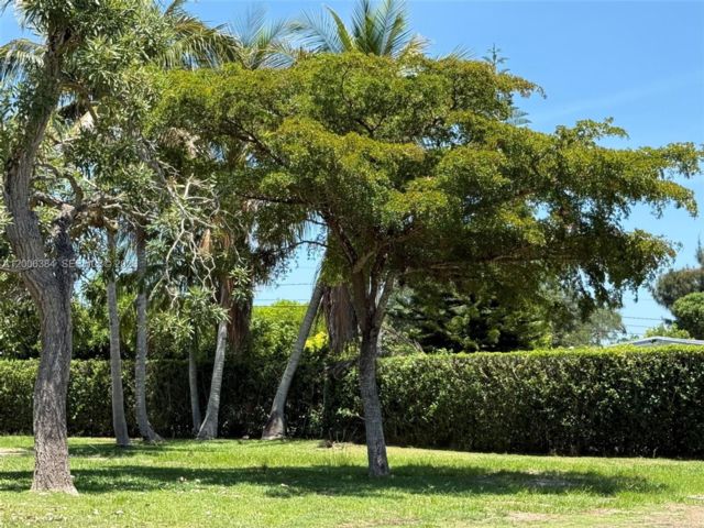  3 BR,  2.00 BTH &nbsp; style home in Homestead