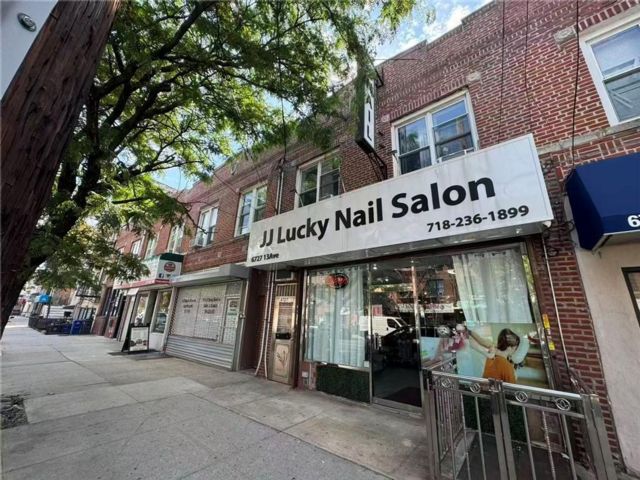Studio,  0.00 BTH &nbsp;Mixed use style home in Dyker Heights