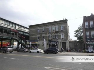 Studio,  0.00 BTH &nbsp;Mixed use style home in Midwood