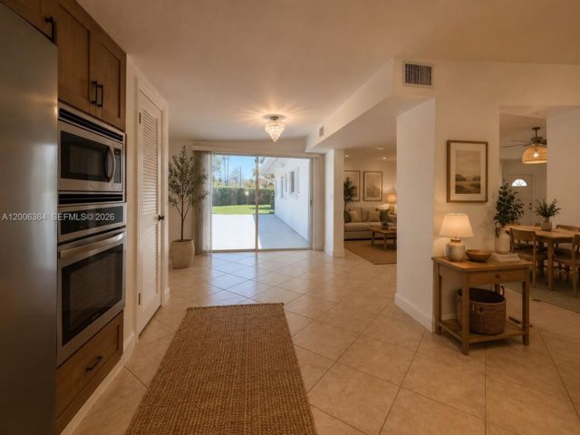 3 BR,  2.00 BTH &nbsp;European style home in Homestead