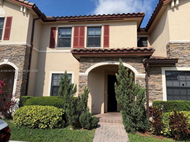 [Miami Real Estate, listing number 3342007]