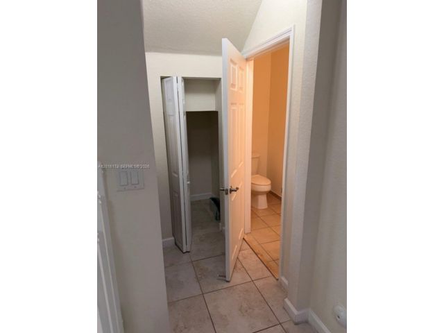 [PHOTO]