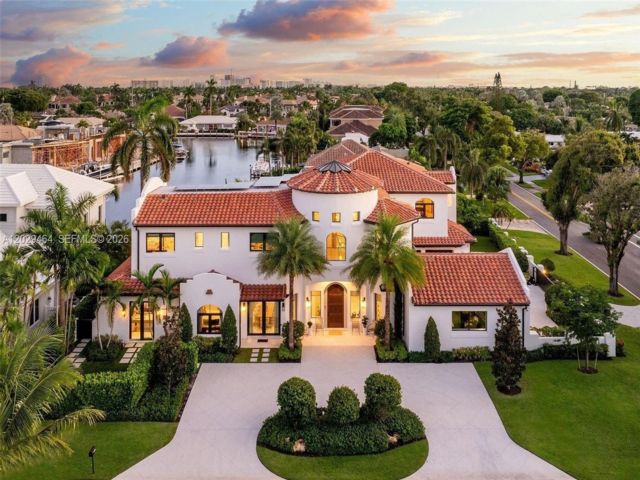  8 BR,  7.55 BTH &nbsp; style home in Lighthouse Point