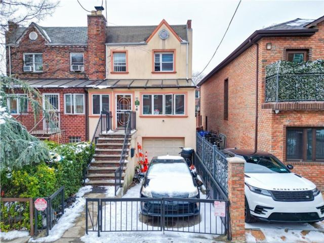 Studio,  3.00 BTH &nbsp;Multi-family style home in Sheepshead Bay