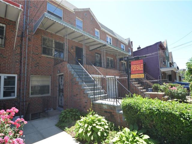 Studio,  0.00 BTH &nbsp;Multi-family style home in East Flatbush