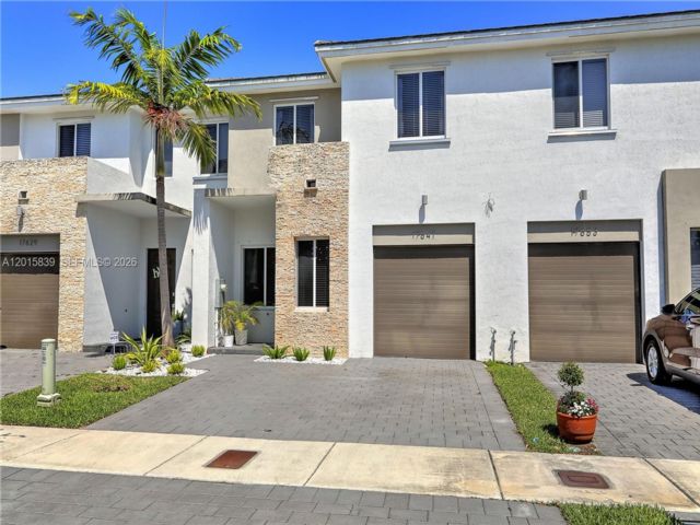 [Miami Real Estate, listing number 3342112]