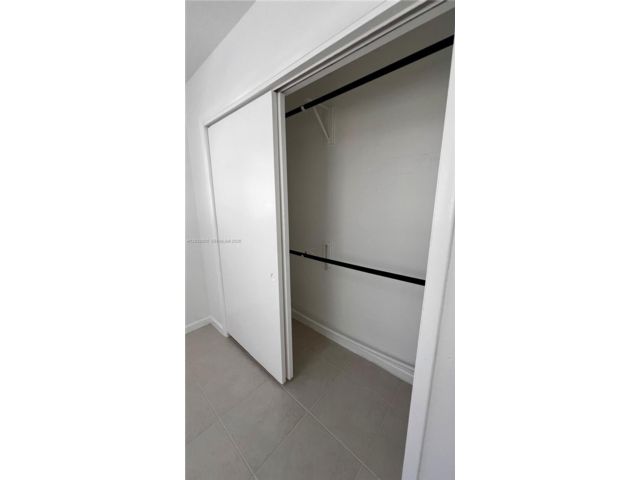 [PHOTO]