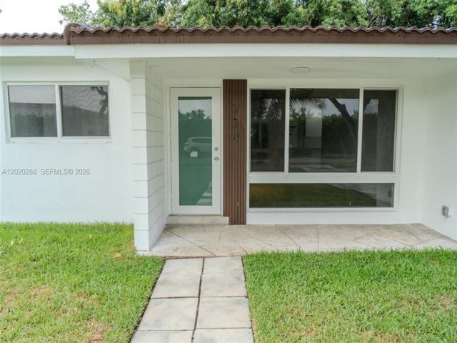  2 BR,  3.00 BTH &nbsp; style home in Miami
