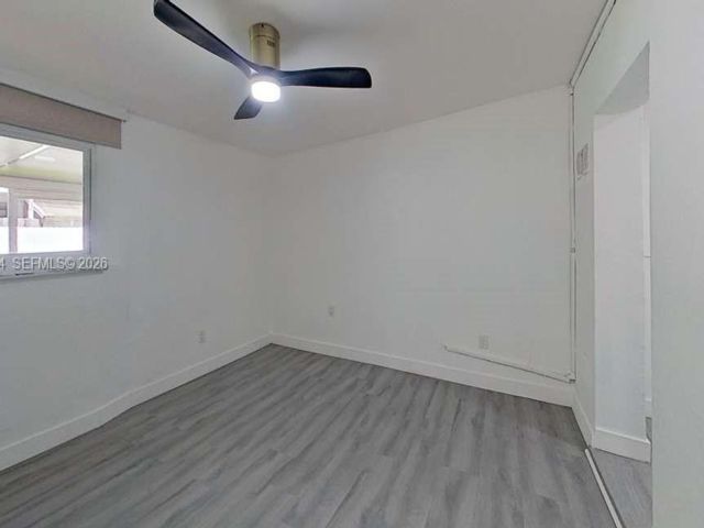 [PHOTO]
