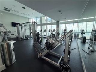 [PHOTO]