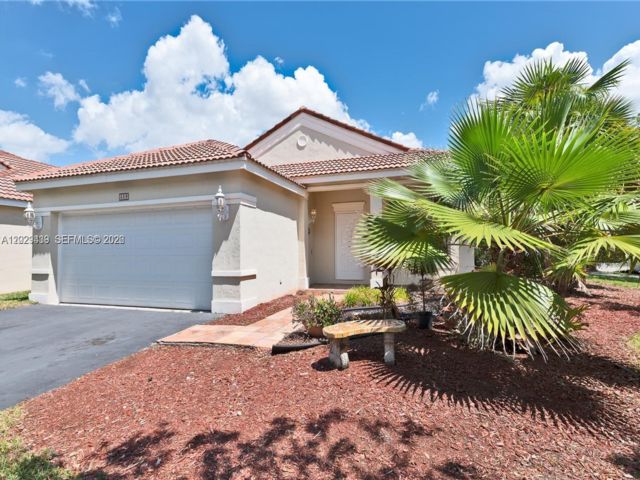  3 BR,  2.00 BTH &nbsp;European style home in Weston