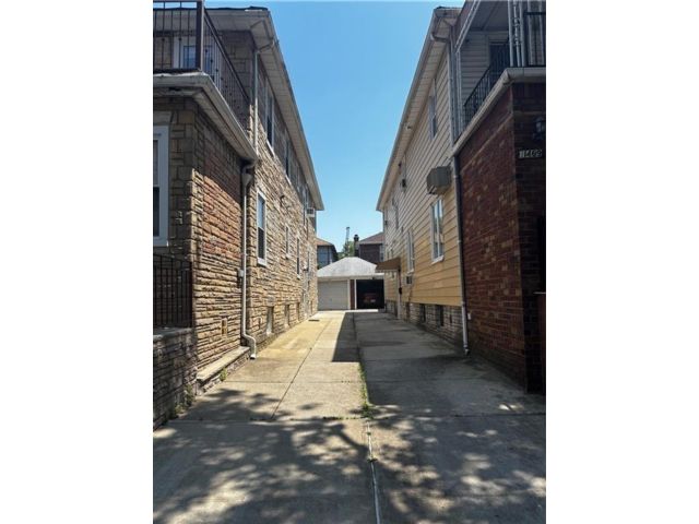 [PHOTO]