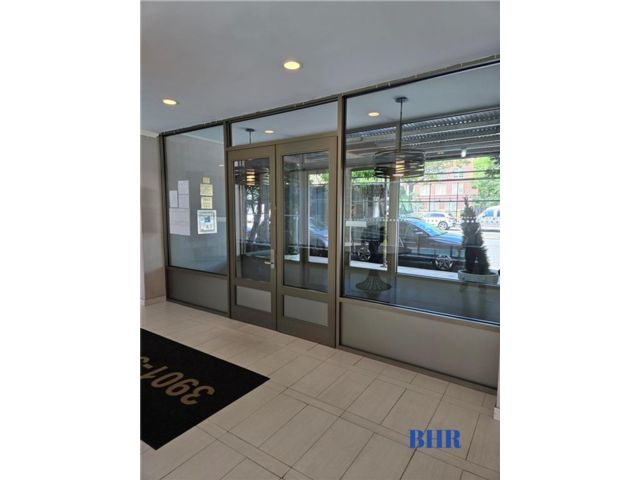  1 BR,  1.00 BTH &nbsp;Co-op style home in Sheepshead Bay