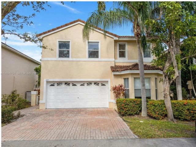  3 BR,  2.50 BTH &nbsp;Other style home in Hollywood
