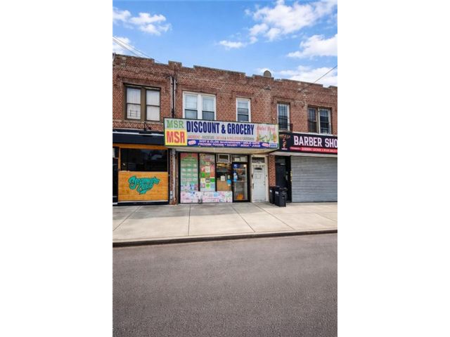 Studio,  0.00 BTH &nbsp;Mixed use style home in Flatbush