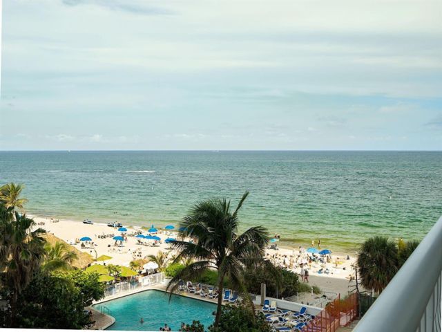  2 BR,  2.00 BTH &nbsp; style home in Fort Lauderdale