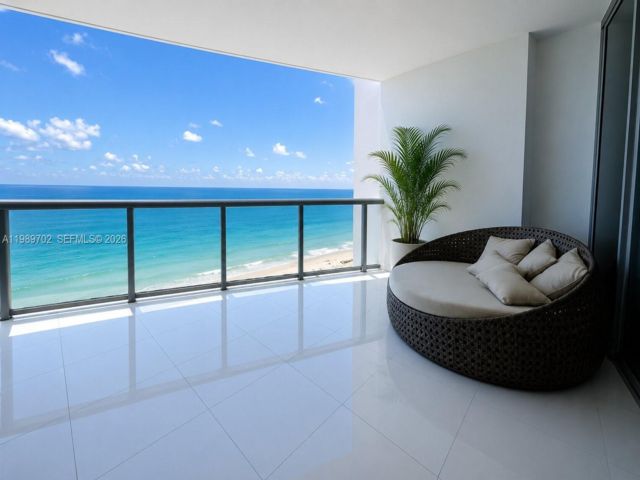  3 BR,  3.50 BTH &nbsp; style home in Sunny Isles Beach