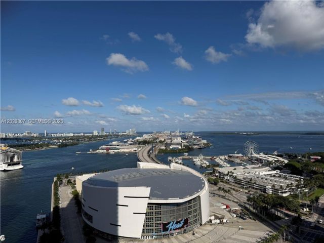  2 BR,  2.00 BTH &nbsp; style home in Miami