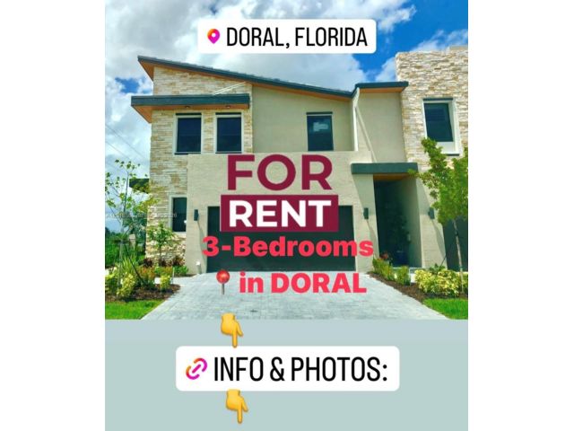  3 BR,  3.00 BTH &nbsp; style home in Medley