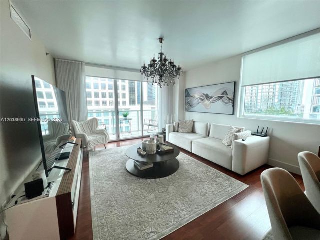  2 BR,  2.00 BTH &nbsp; style home in Miami