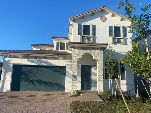 1 BR,  1.00 BTH &nbsp; style home in Miami