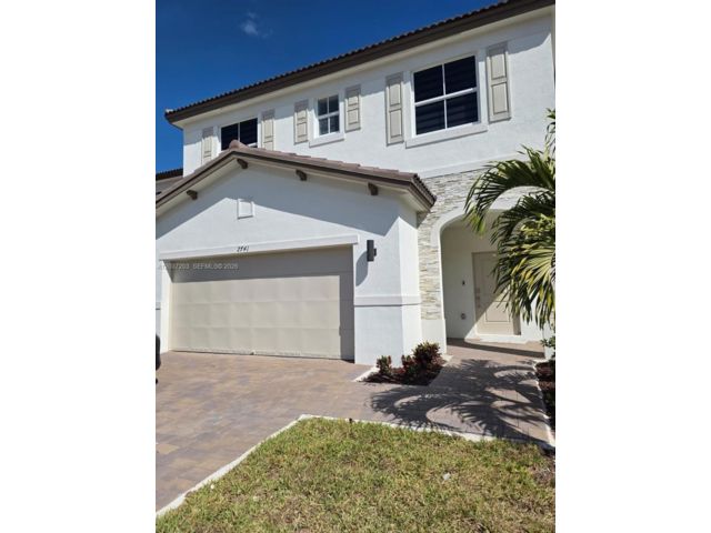  5 BR,  4.00 BTH &nbsp; style home in Homestead