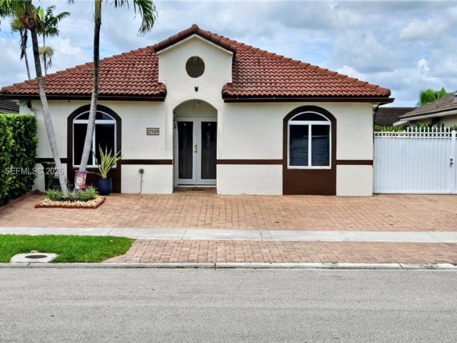  3 BR,  2.00 BTH &nbsp; style home in Miami