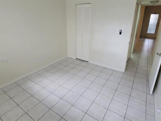 [PHOTO]