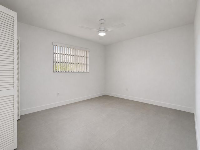 [PHOTO]