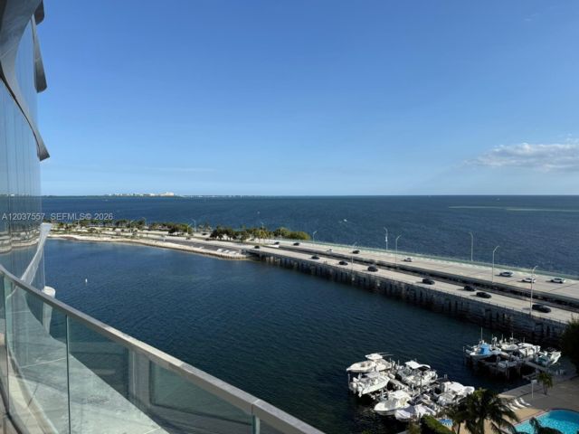  2 BR,  2.00 BTH &nbsp; style home in Miami