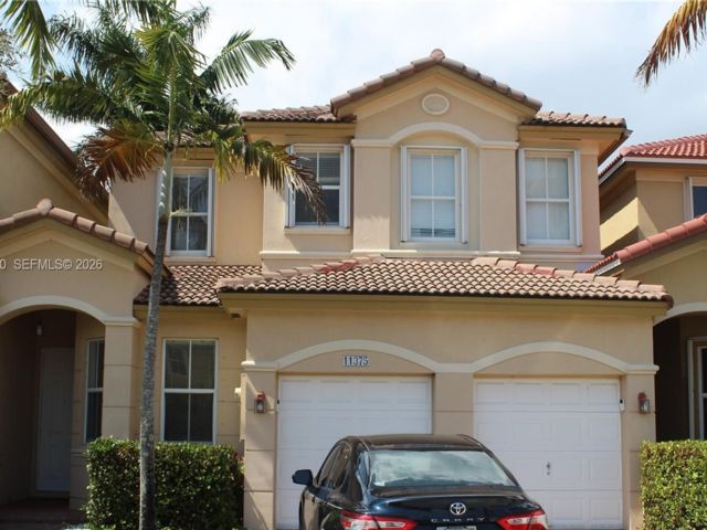  4 BR,  3.00 BTH &nbsp; style home in Medley