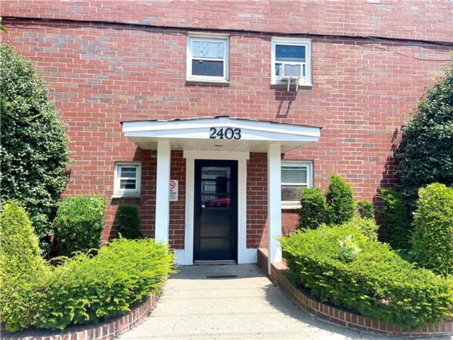  1 BR,  1.00 BTH &nbsp;Condominium style home in Sheepshead Bay