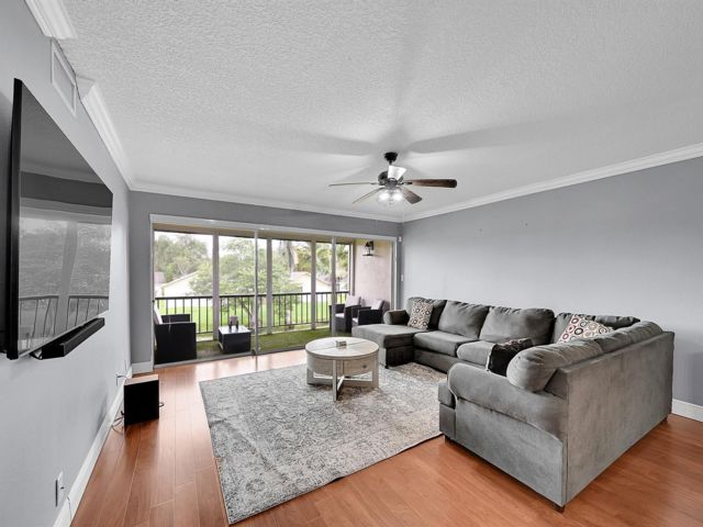  2 BR,  2.00 BTH &nbsp; style home in Davie