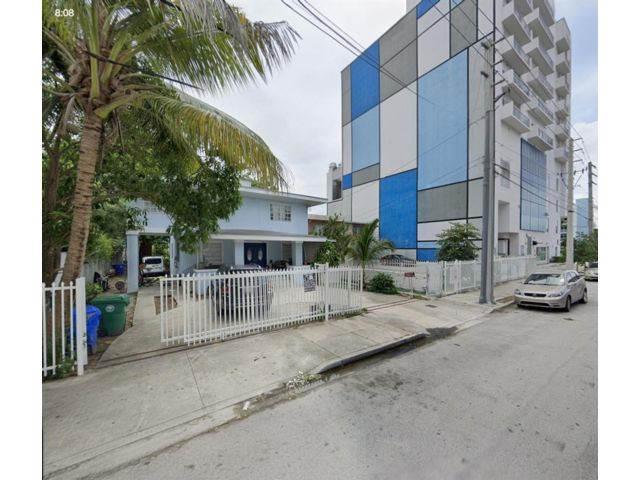  3 BR,  2.00 BTH &nbsp; style home in Miami