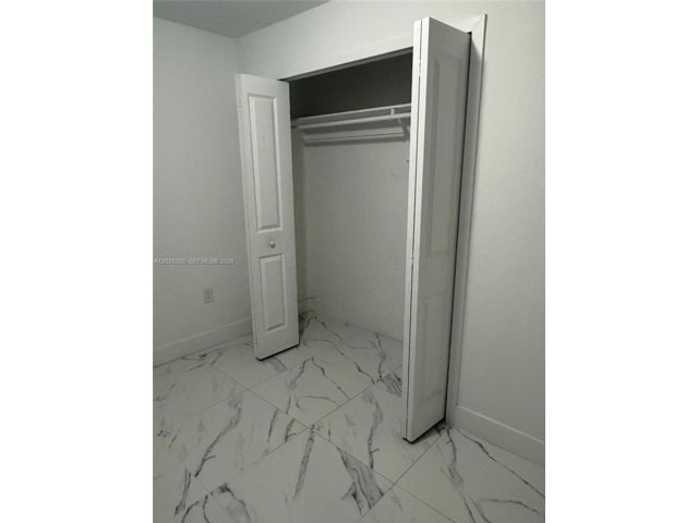 [PHOTO]