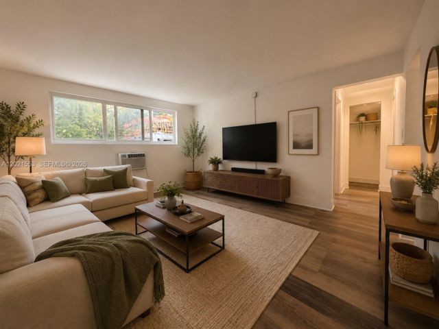  1 BR,  1.00 BTH &nbsp; style home in Miami