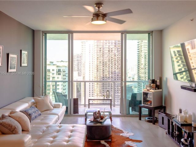  2 BR,  2.00 BTH &nbsp; style home in Miami