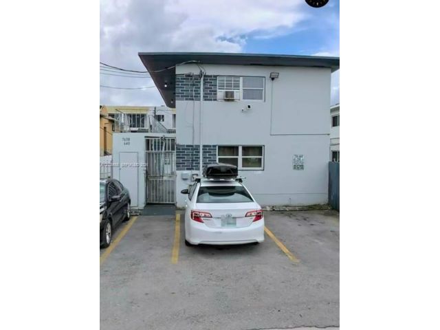  1 BR,  1.00 BTH &nbsp; style home in El Portal