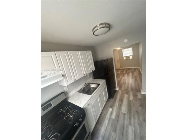  2 BR,  1.00 BTH &nbsp; style home in Miami