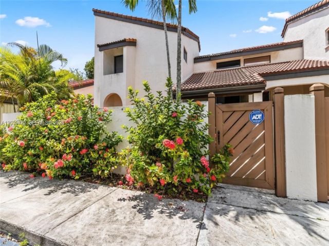  3 BR,  3.00 BTH &nbsp; style home in Crossings