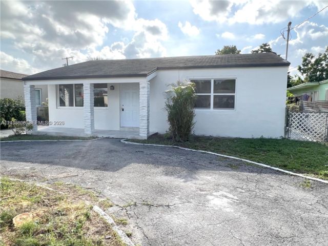  2 BR,  1.00 BTH &nbsp;Other style home in Coral Gables
