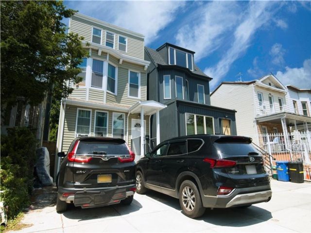 Studio,  0.00 BTH &nbsp;Multi-family style home in Kensington