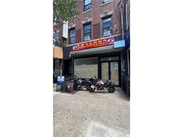 Studio,  0.00 BTH &nbsp;Office style home in Dyker Heights