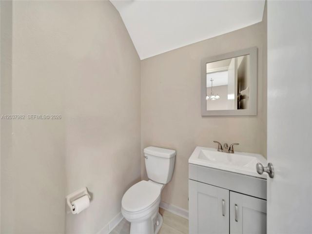 [PHOTO]