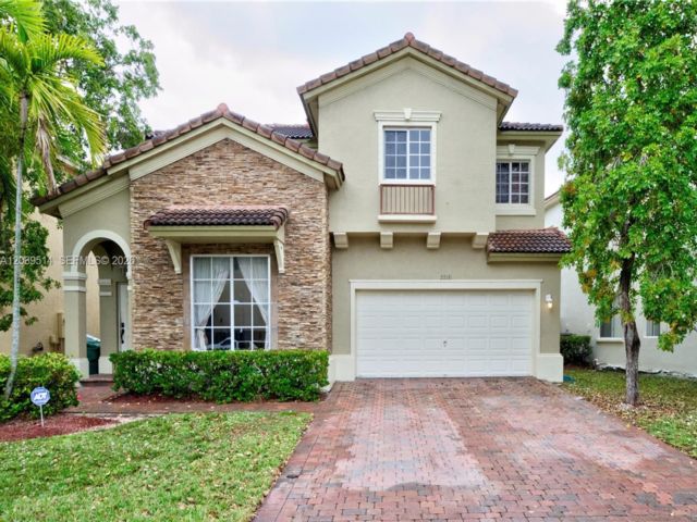  4 BR,  2.00 BTH &nbsp; style home in Miami