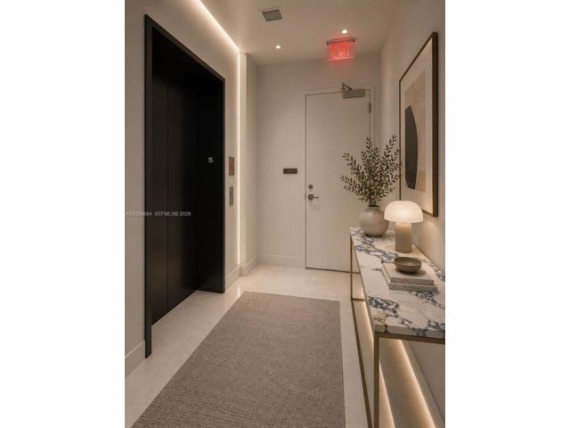  2 BR,  2.00 BTH &nbsp; style home in Miami