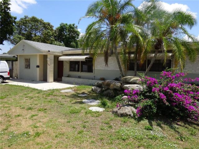  4 BR,  2.00 BTH &nbsp; style home in Fort Lauderdale