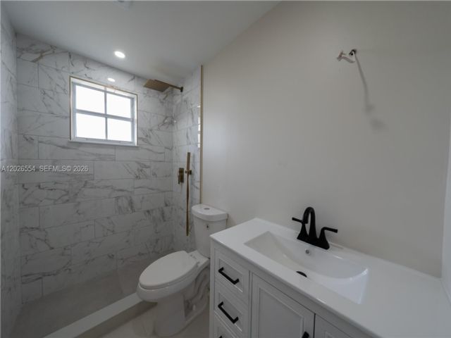  3 BR,  3.00 BTH &nbsp; style home in Coral Gables