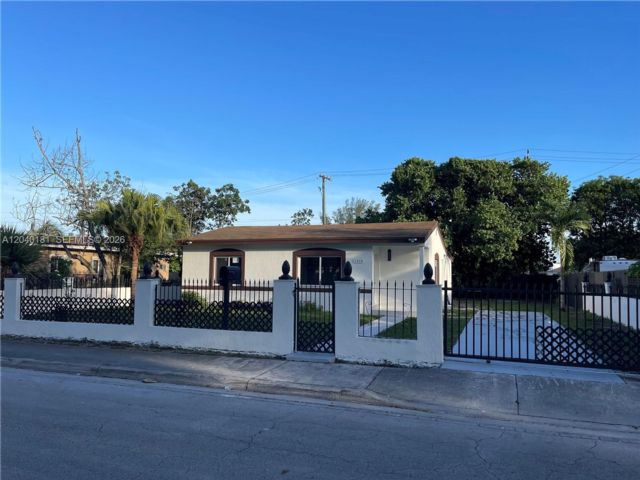 [Miami Real Estate, listing number 3343510]